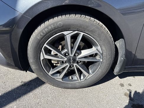Certified 2023 Kia Forte LXS FWD image 11
