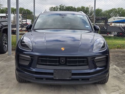 Used 2023 Porsche Macan S AWD/4WD image 2