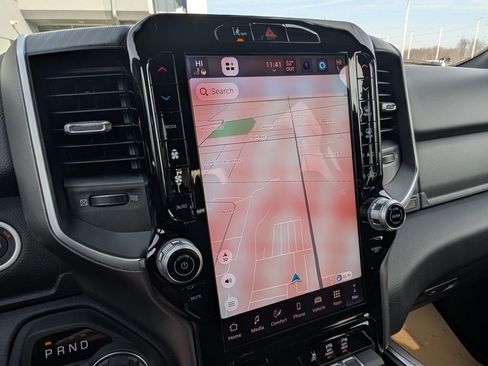 New 2026 RAM 1500 4x4 Crew Cab image 3