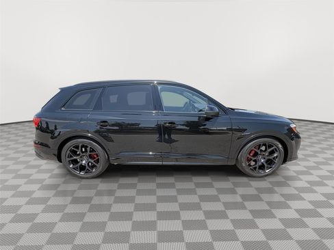 Certified 2025 Audi SQ7 Prestige w/ Prestige Package AWD/4WD image 6