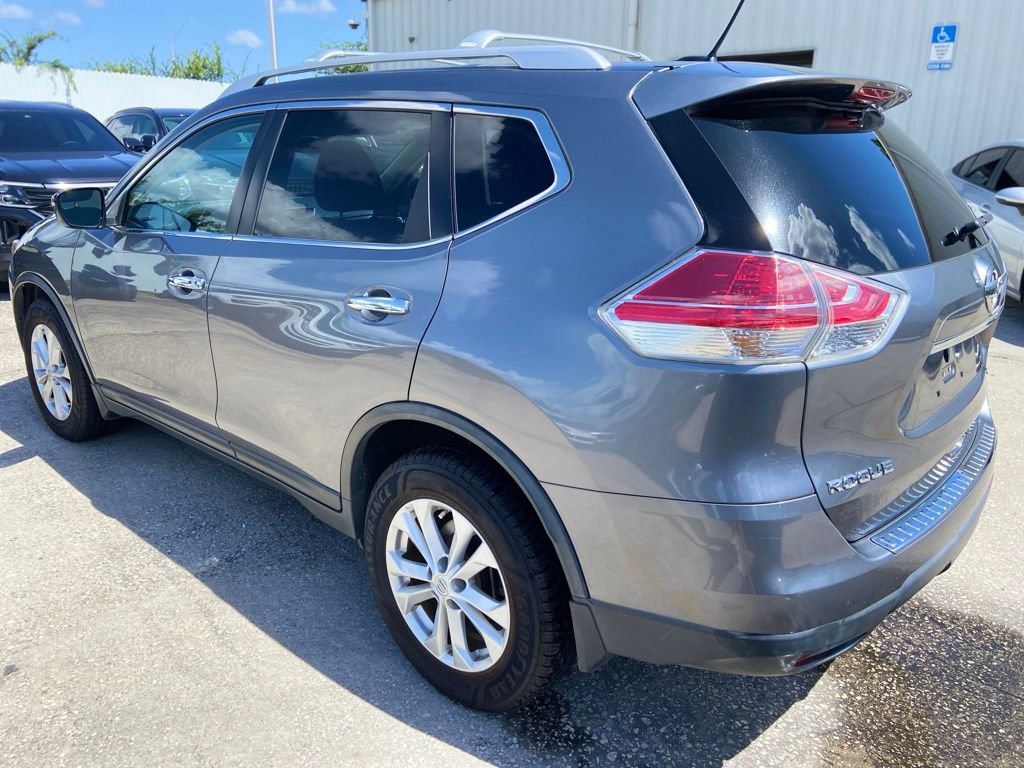 Used 2016 Nissan Rogue SV FWD image 3