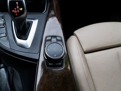 Used 2015 BMW 328d xDrive 328d xDrive image 18