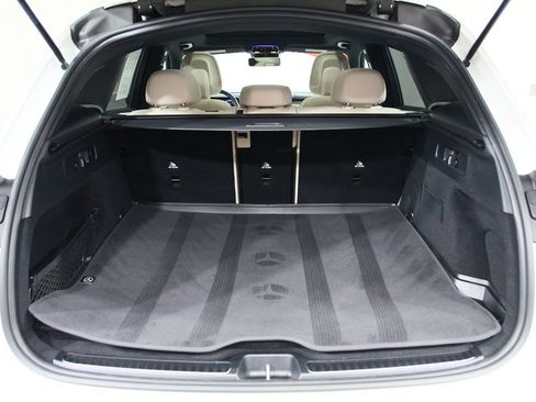 Certified 2025 Mercedes-Benz GLC 300 4MATIC image 28