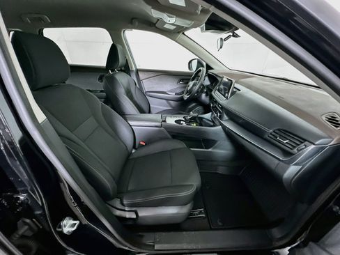 Used 2023 Nissan Rogue S FWD image 30