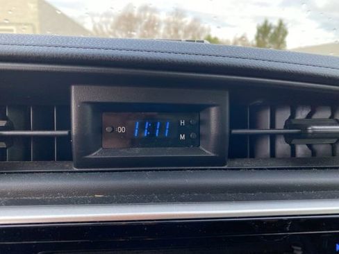 Used 2018 Toyota Corolla L image 21