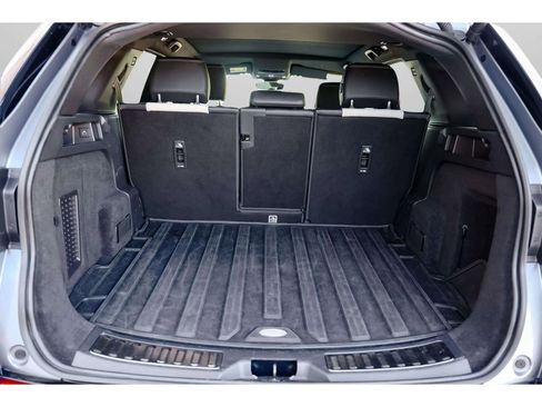 Used 2023 Land Rover Discovery Sport S R-Dynamic image 25