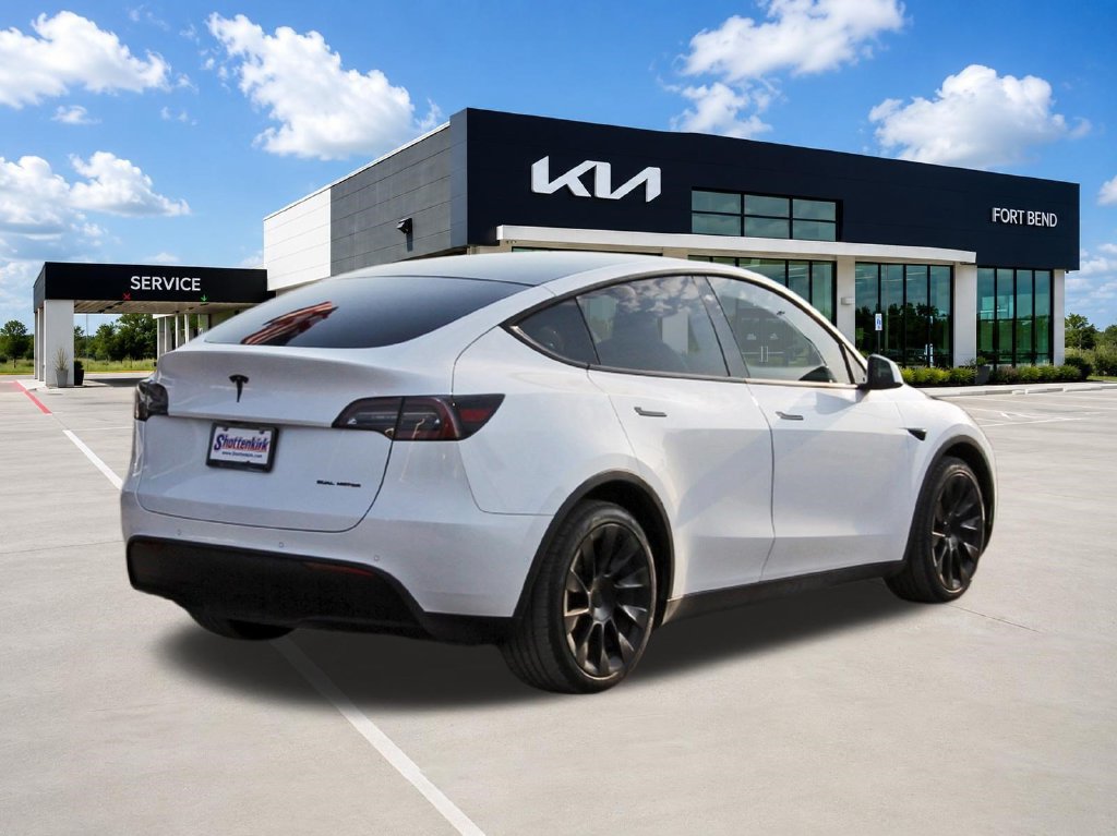 Used 2020 Tesla Model Y Long Range AWD/4WD image 5