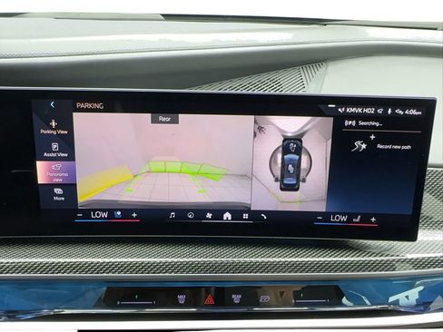 Used 2023 BMW 740i w/ Luxury Rear Seating Package RWD image 45