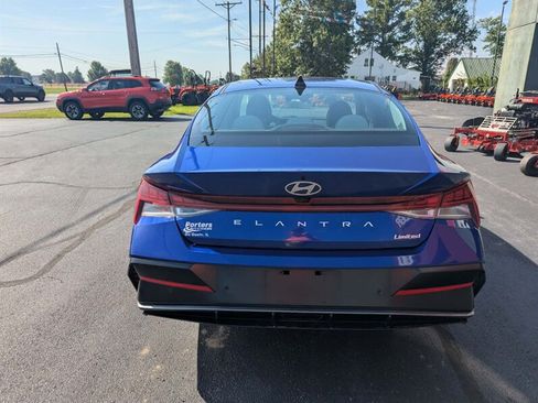 Used 2024 Hyundai Elantra Limited FWD image 8