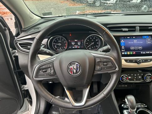 Used 2020 Buick Encore GX Essence w/ Advanced Technology Package image 19