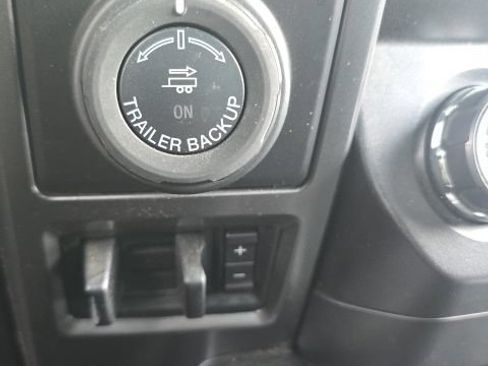 Used 2019 Ford F150 XLT w/ Equipment Group 302A Luxury AWD/4WD image 26
