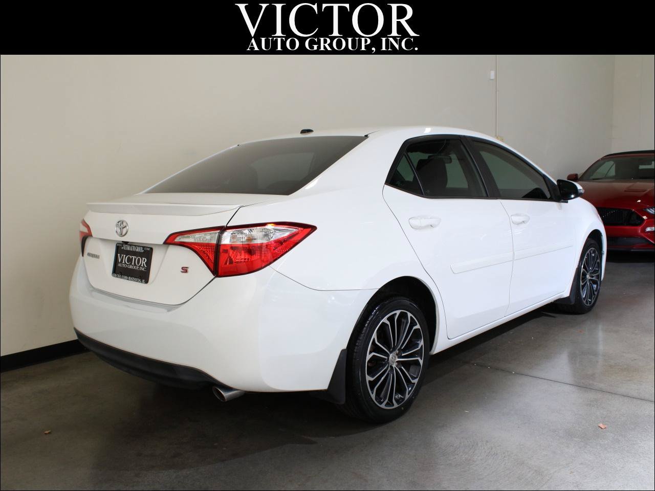 Used 2015 Toyota Corolla FWD image 11
