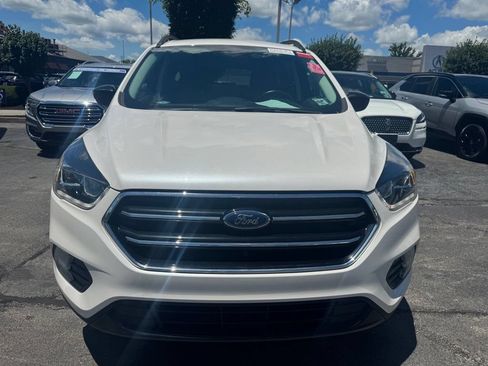 Used 2018 Ford Escape SE w/ SE Sport Appearance Package AWD/4WD image 9