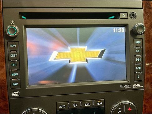 Used 2012 Chevrolet Tahoe LTZ AWD/4WD image 16