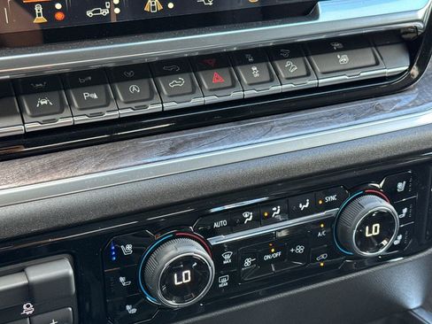 New 2026 Chevrolet Silverado 1500 LTZ image 19