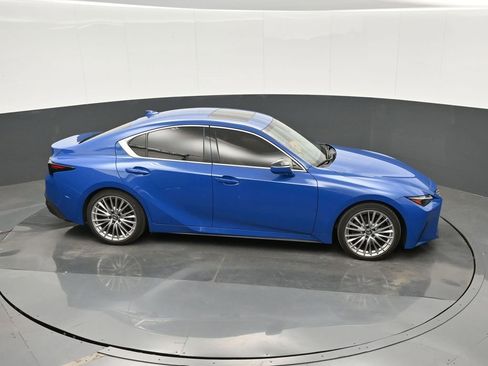 Used 2023 Lexus IS 300 w/ Premium Package RWD image 31