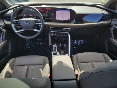 Certified 2025 Audi Q5 Premium w/ Convenience Package AWD/4WD image 23