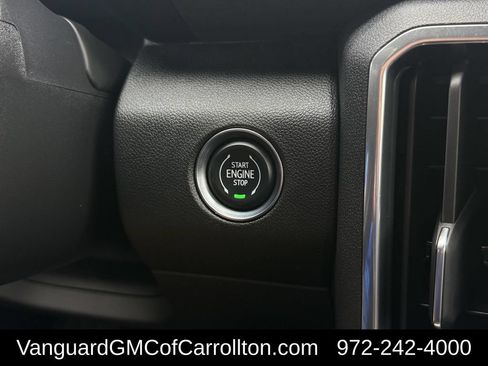 New 2026 GMC Acadia Denali Ultimate w/ LPO, Floor Liner Package AWD/4WD image 19