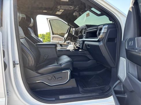 Used 2024 Ford F250 Platinum AWD/4WD image 24