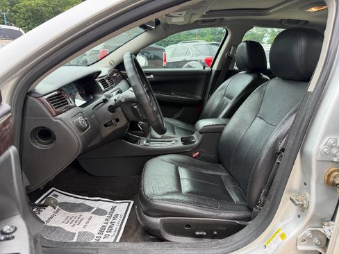 Used 2015 Chevrolet Impala LTZ FWD image 9