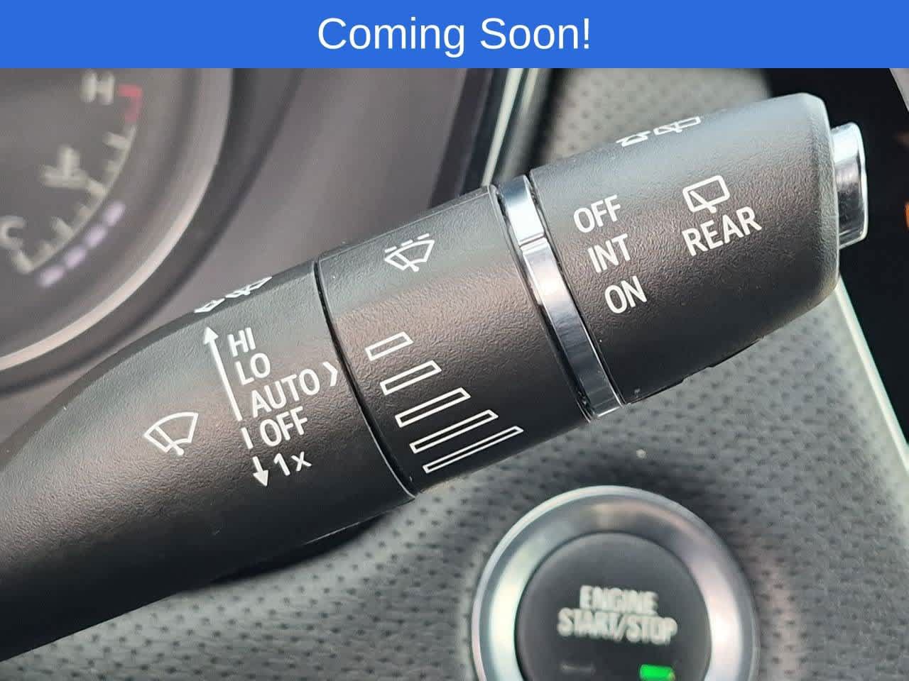Used 2024 Cadillac XT5 Premium Luxury w/ Technology Package AWD/4WD image 27