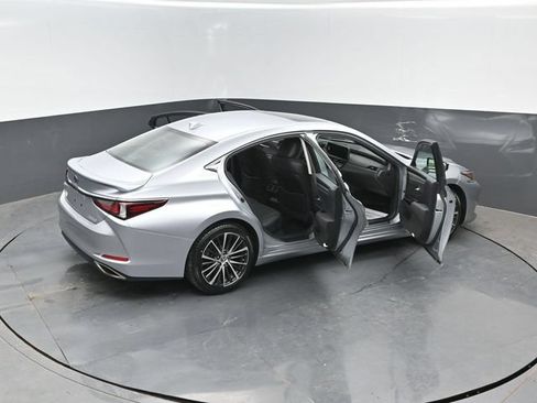 Used 2024 Lexus ES 350 w/ Premium Package FWD image 29