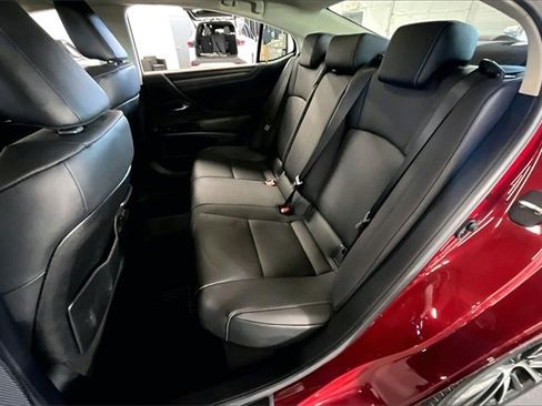 Used 2023 Lexus ES 250 w/ Premium Package image 22