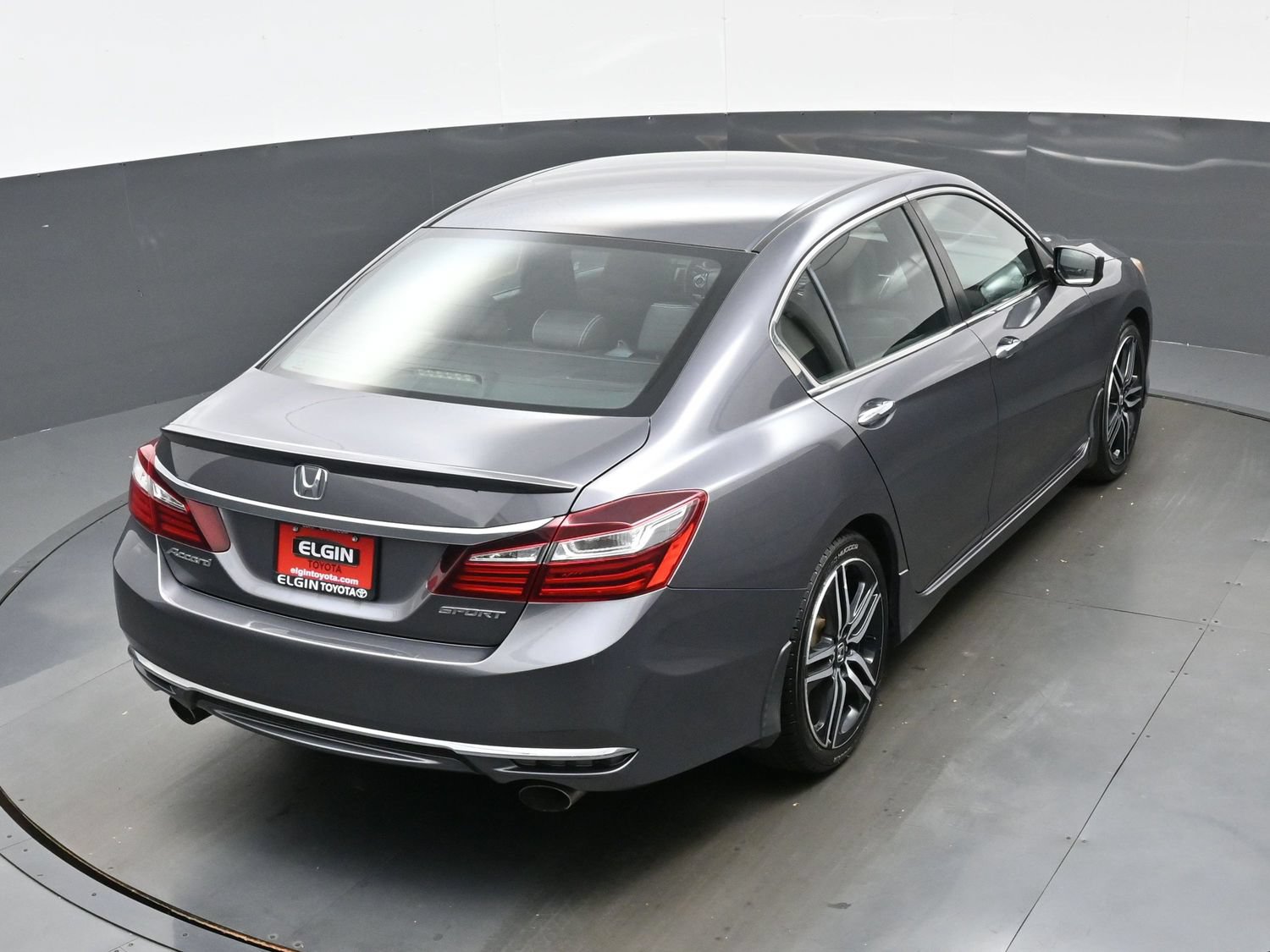 Used 2017 Honda Accord Sport image 41