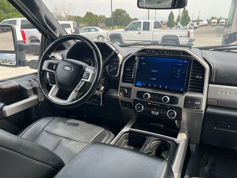 Used 2022 Ford F250 Lariat image 20