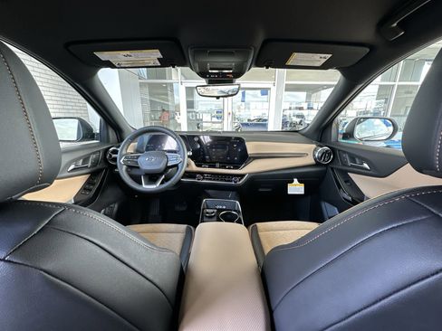New 2026 Chevrolet Equinox ACTIV w/ Convenience Package III FWD image 20