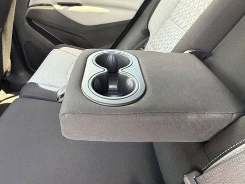 Used 2023 Chevrolet Equinox LT FWD image 16