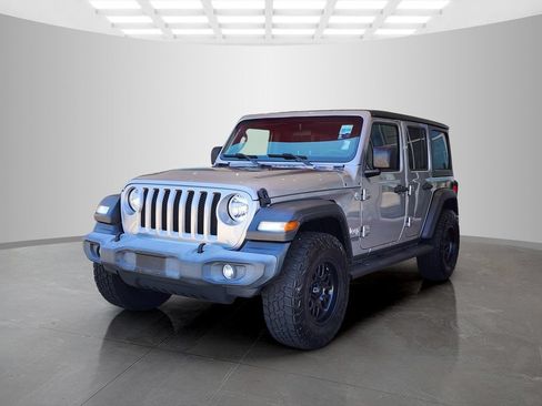 Used 2020 Jeep Wrangler Unlimited Sport AWD/4WD image 9