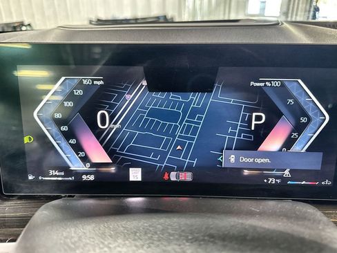 Used 2024 BMW X7 xDrive40i AWD/4WD image 18
