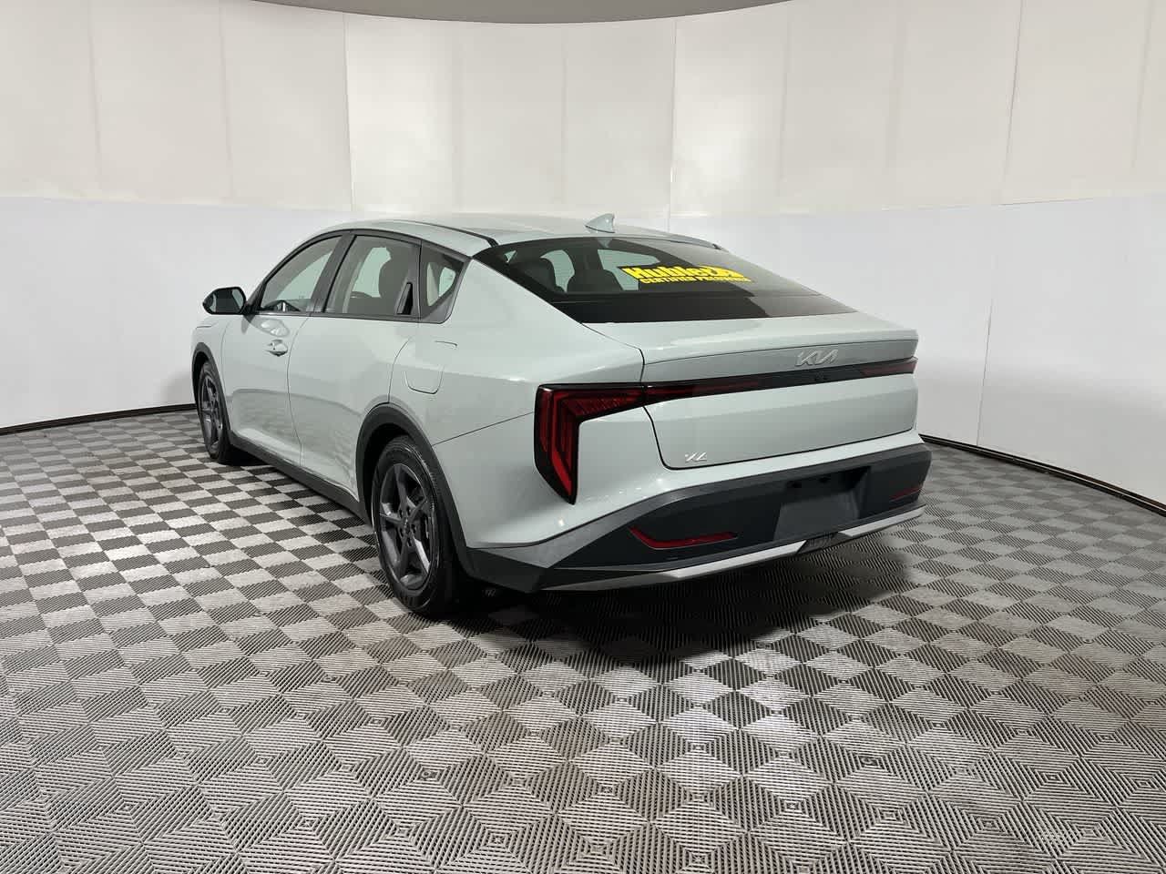 Used 2025 Kia K4 FWD image 6