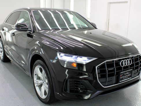 Used 2019 Audi Q8 Premium w/ Convenience Package image 12