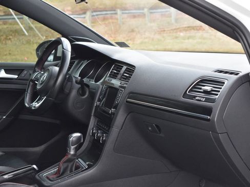 Used 2015 Volkswagen GTI Autobahn w/ Lighting Package (SEL) image 16