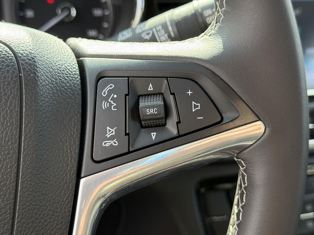 Used 2021 Buick Encore Preferred FWD image 33