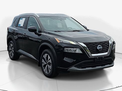 Used 2022 Nissan Rogue SV w/ SV Premium Package FWD image 3