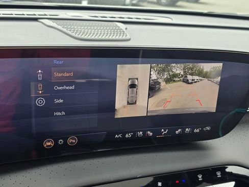 Used 2026 Buick Enclave Avenir w/ Super Cruise Package AWD/4WD image 30