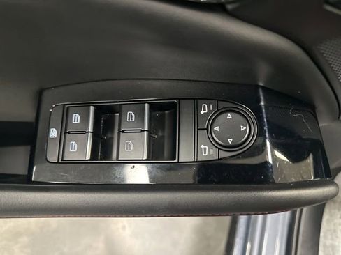 Used 2024 MAZDA MAZDA3 s AWD/4WD image 10