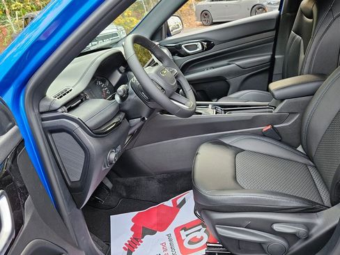 New 2026 Jeep Compass Latitude image 5