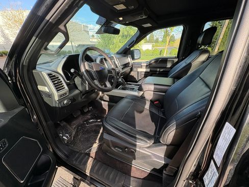 Used 2016 Ford F150 Lariat w/ Equipment Group 502A Luxury AWD/4WD image 13
