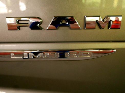 Used 2022 RAM 3500 Limited image 25