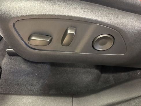 Used 2025 Chevrolet Traverse RS w/ LPO, Floor Liner Package AWD/4WD image 44