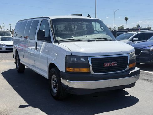 Used 2018 GMC Savana 3500 LT w/ LT Preferred Equipment Group image 14