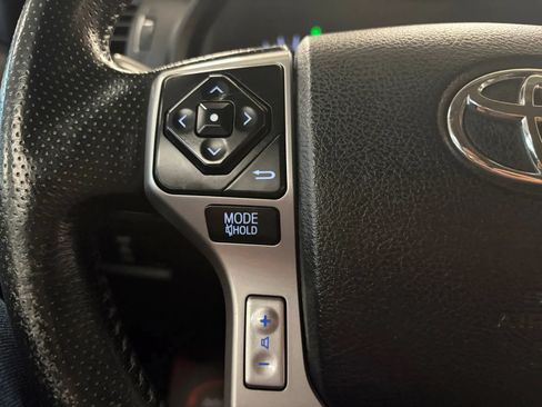 Used 2016 Toyota 4Runner SR5 AWD/4WD image 27