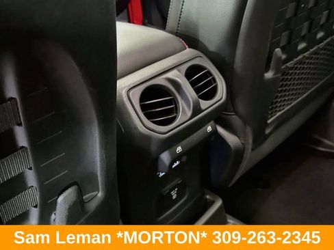 Used 2022 Jeep Wrangler Unlimited Rubicon AWD/4WD image 26