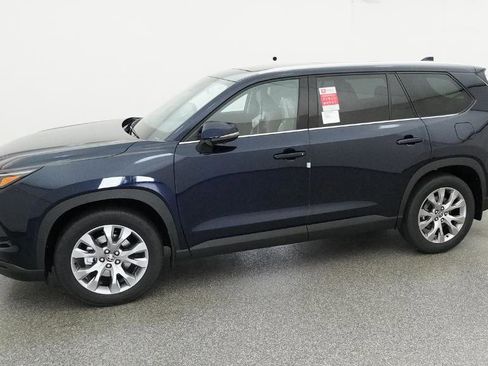 New 2026 Toyota Grand Highlander FWD image 37