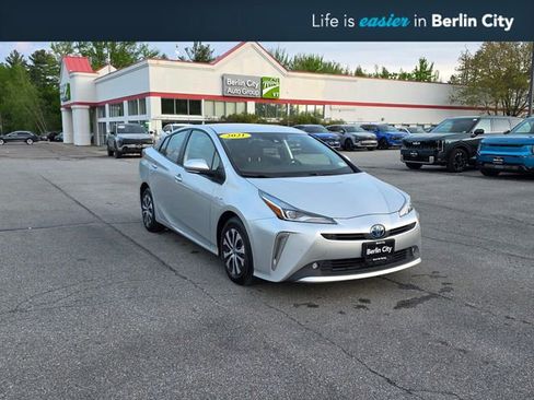 Used 2021 Toyota Prius XLE w/ Advanced Technology Package AWD/4WD image 1