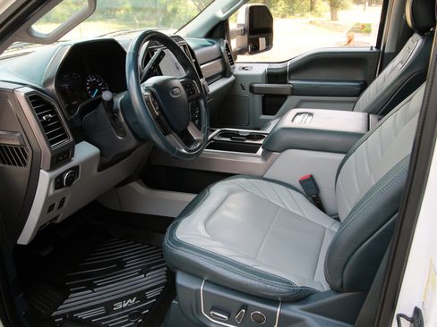 Used 2022 Ford F250 Limited AWD/4WD image 22